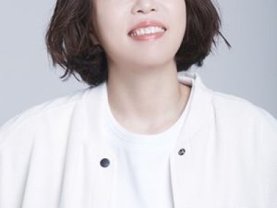 정이랑 시구 나서 두산 팬들 환호 썸네일