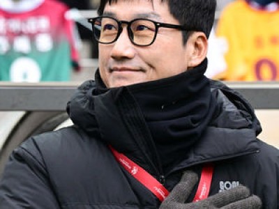 이정효 감독과 수원삼성의 갈등 이름값 문제로 터져 썸네일