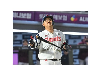 한동희 부진 계속되자 롯데 팬들 실망 썸네일