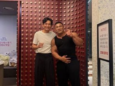 황정민 사생활 의혹에 휩싸인 근황 공개 강좌 썸네일