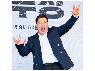 윤경호 13시간 묵언수행 공약 이행 썸네일