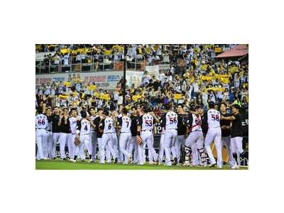 LG KIA에 12-2 대승 경기 초반부터 폭발 썸네일