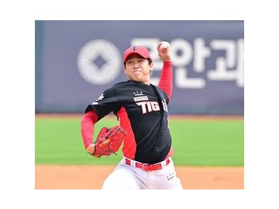 윤영철 1년 만에 복귀 경기 우천 취소로 미뤄져 썸네일